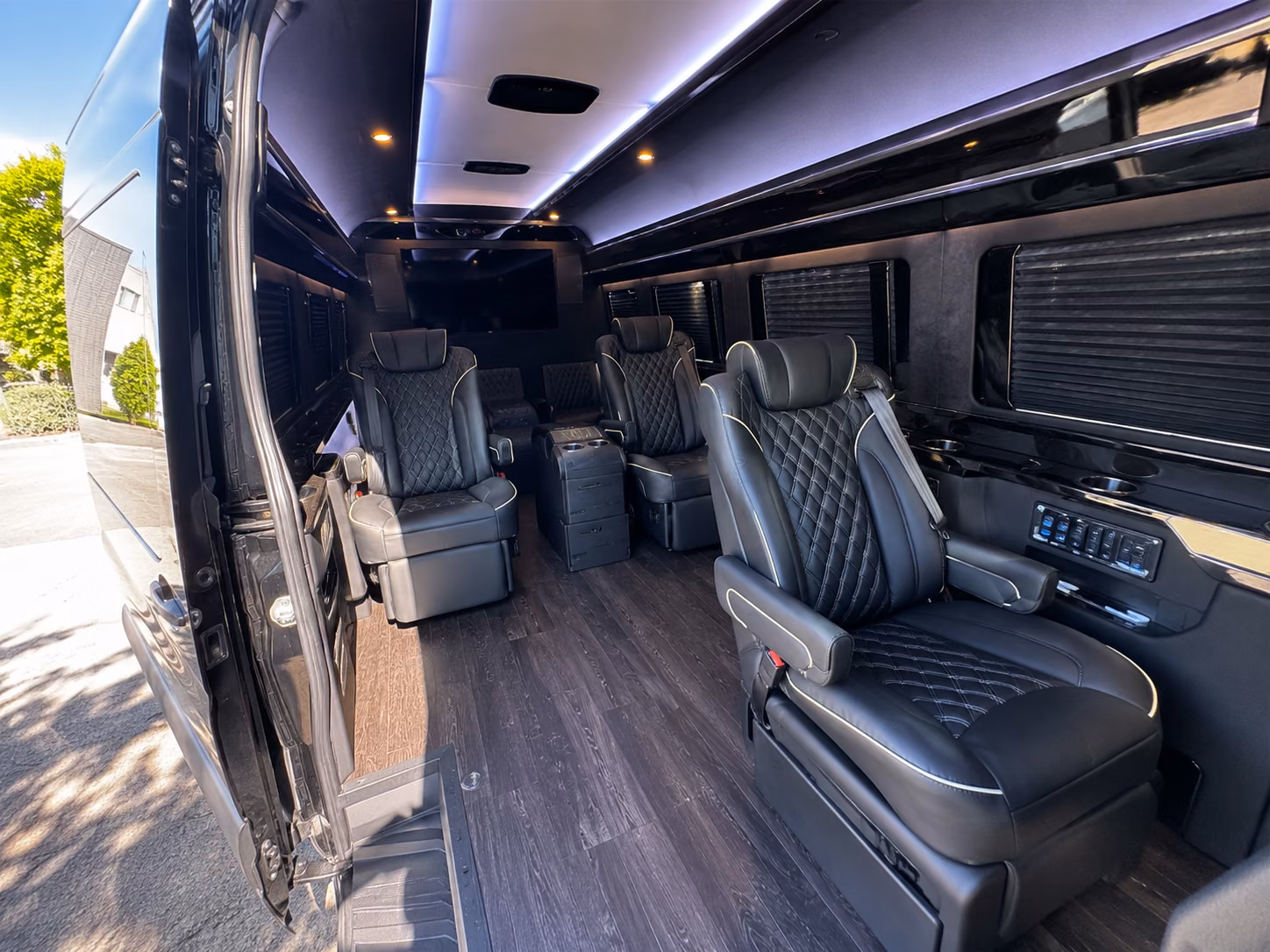 new york city airport transportation onboard seating