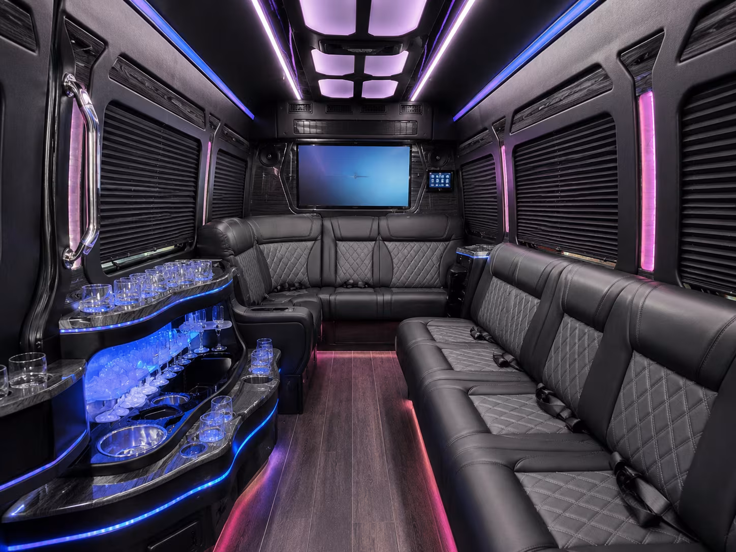newyorkcitycharterbusservices com can help you plan hamptons long island atlantic city weekend trips