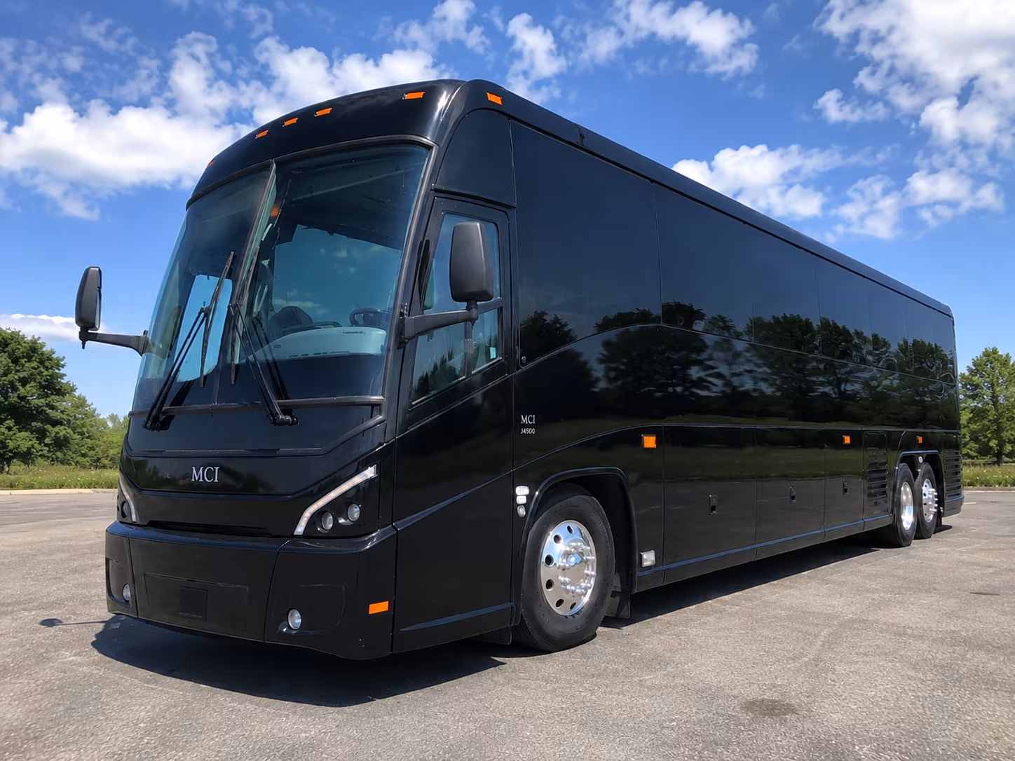 shuttle guests between manhattan hotels and your nyc wedding venue with ease